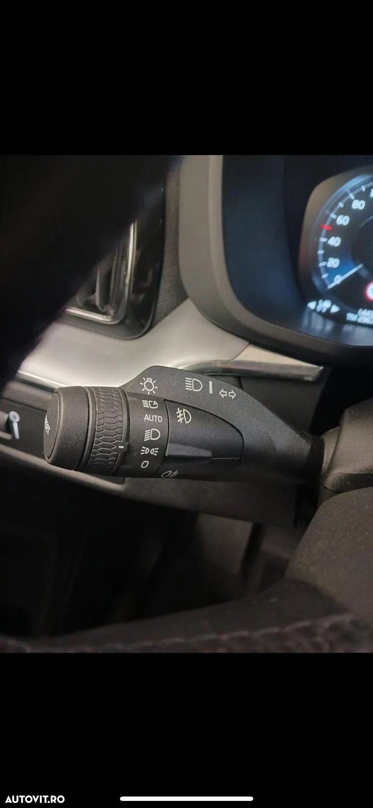Volvo XC 60 B5 MHEV AWD Inscription - 12