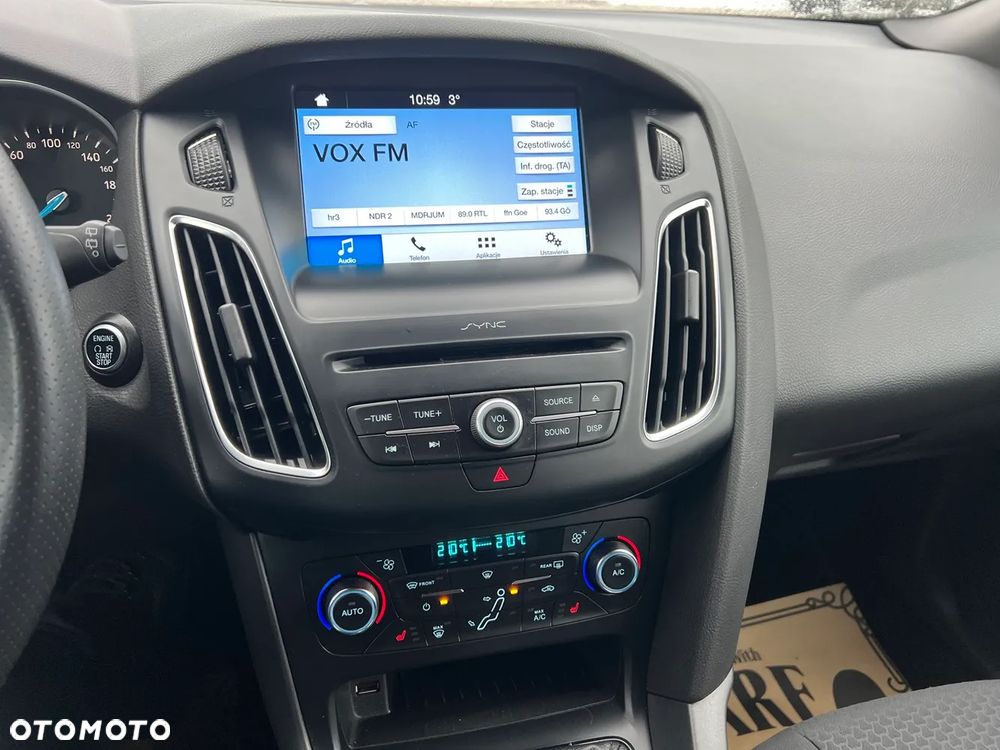 Ford Focus 1.5 EcoBoost ST-Line - 16