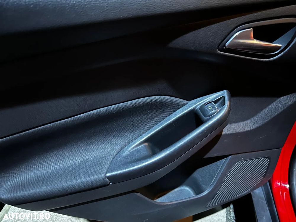 Ford Focus 1.5 TDCi DPF Start-Stopp-System Business - 18