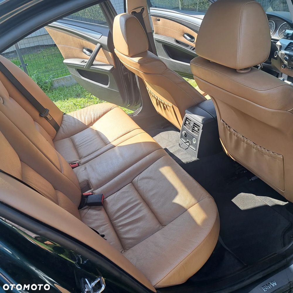 BMW Seria 5 520d - 9