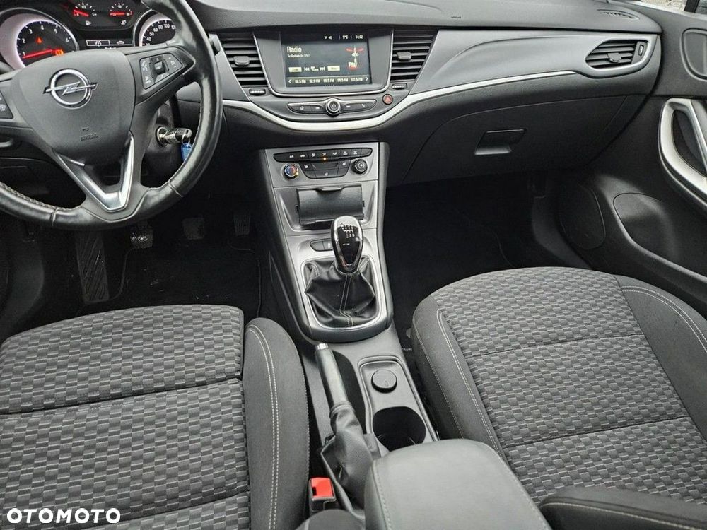 Opel Astra - 10