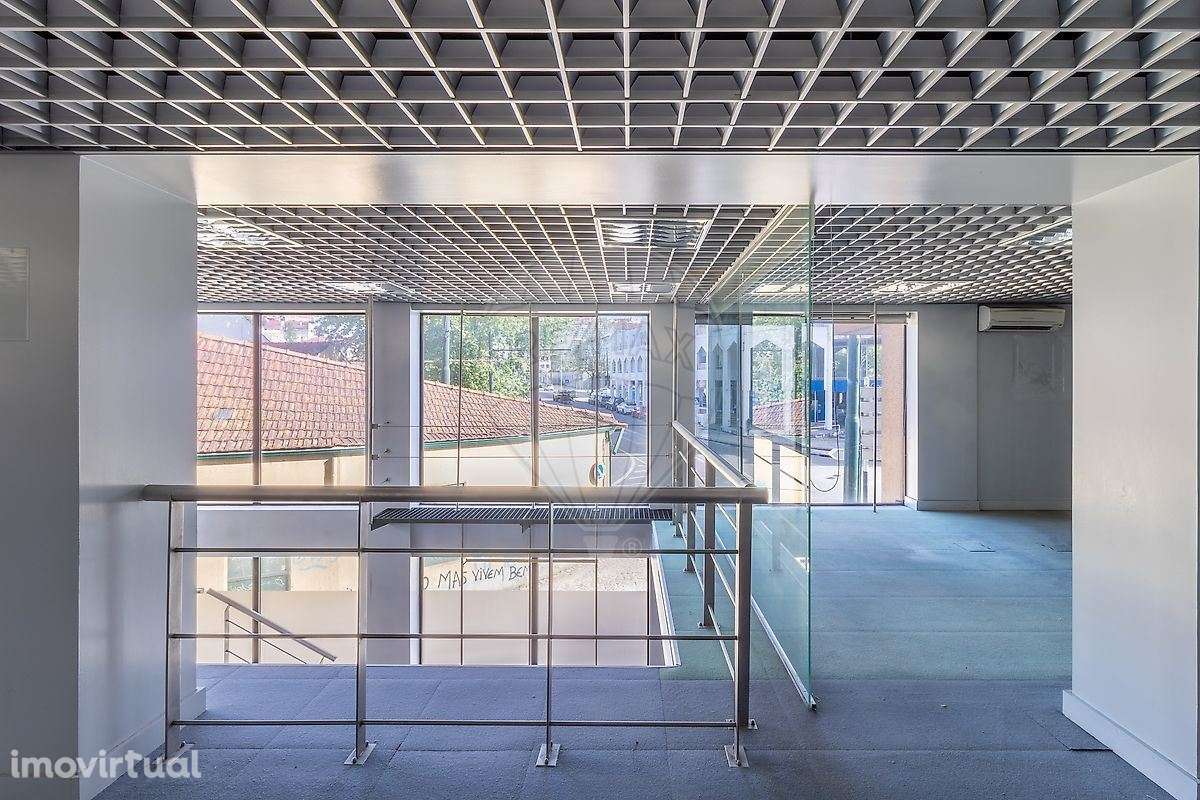 Loja para Venda na Rua do Brasil, Coimbra - Grande imagem: 2/18