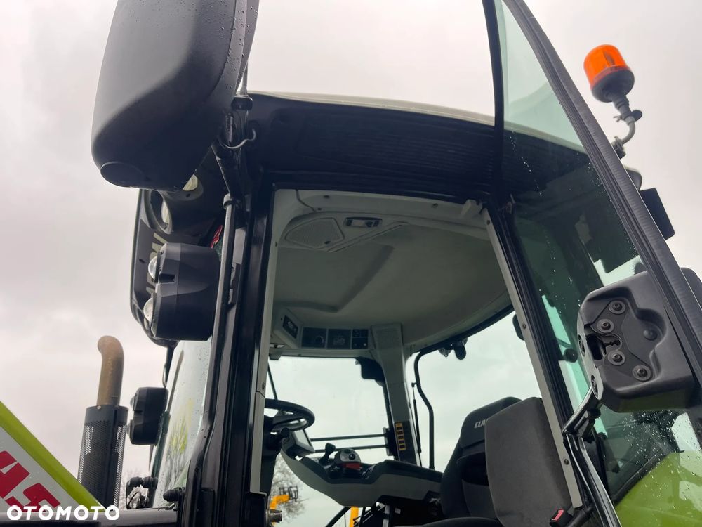 Claas Arion 650 - 14