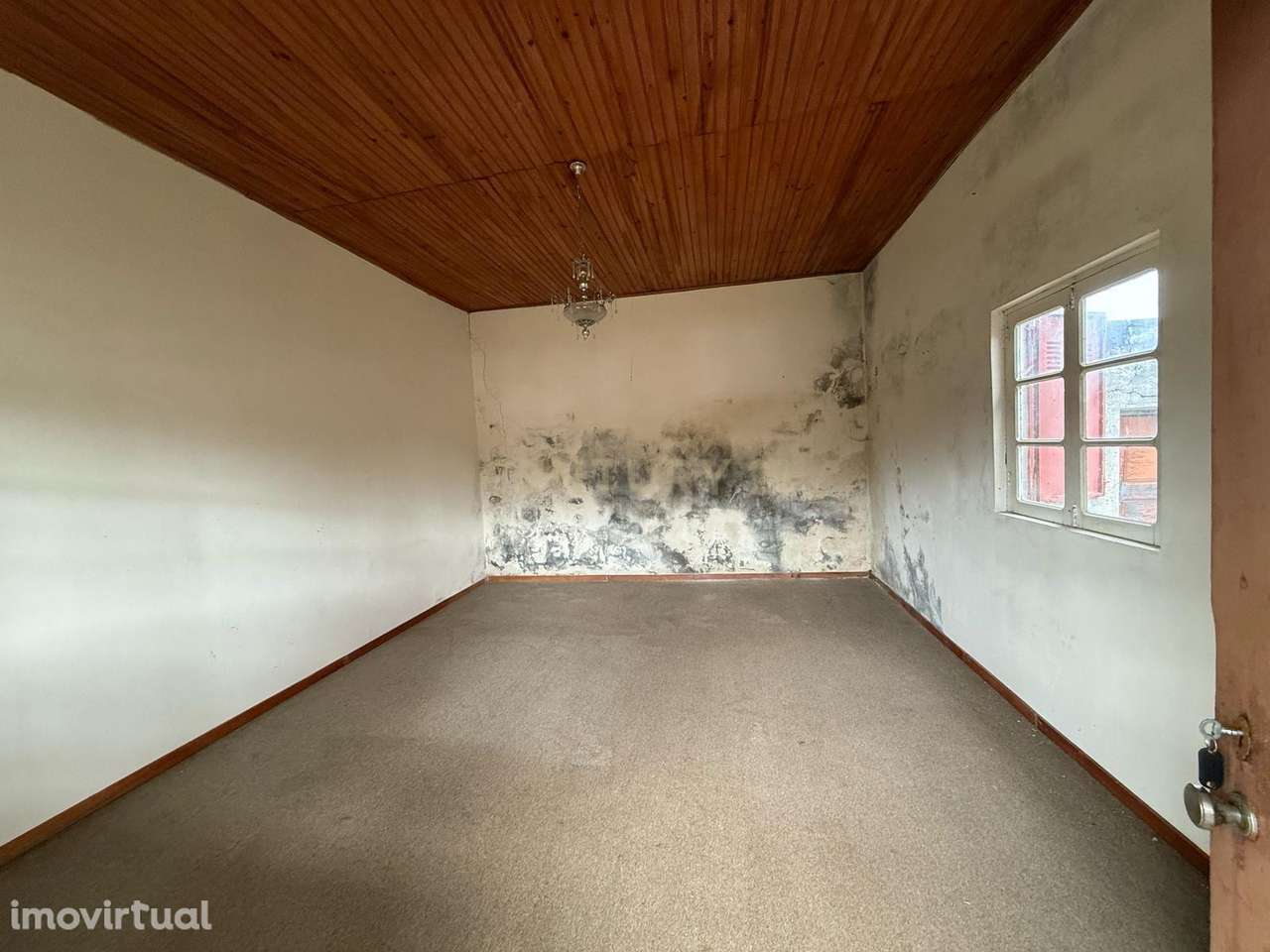 Casa para Recuperar com Jardim e Vista para a Montanha em Bragança - Grande imagem: 4/8