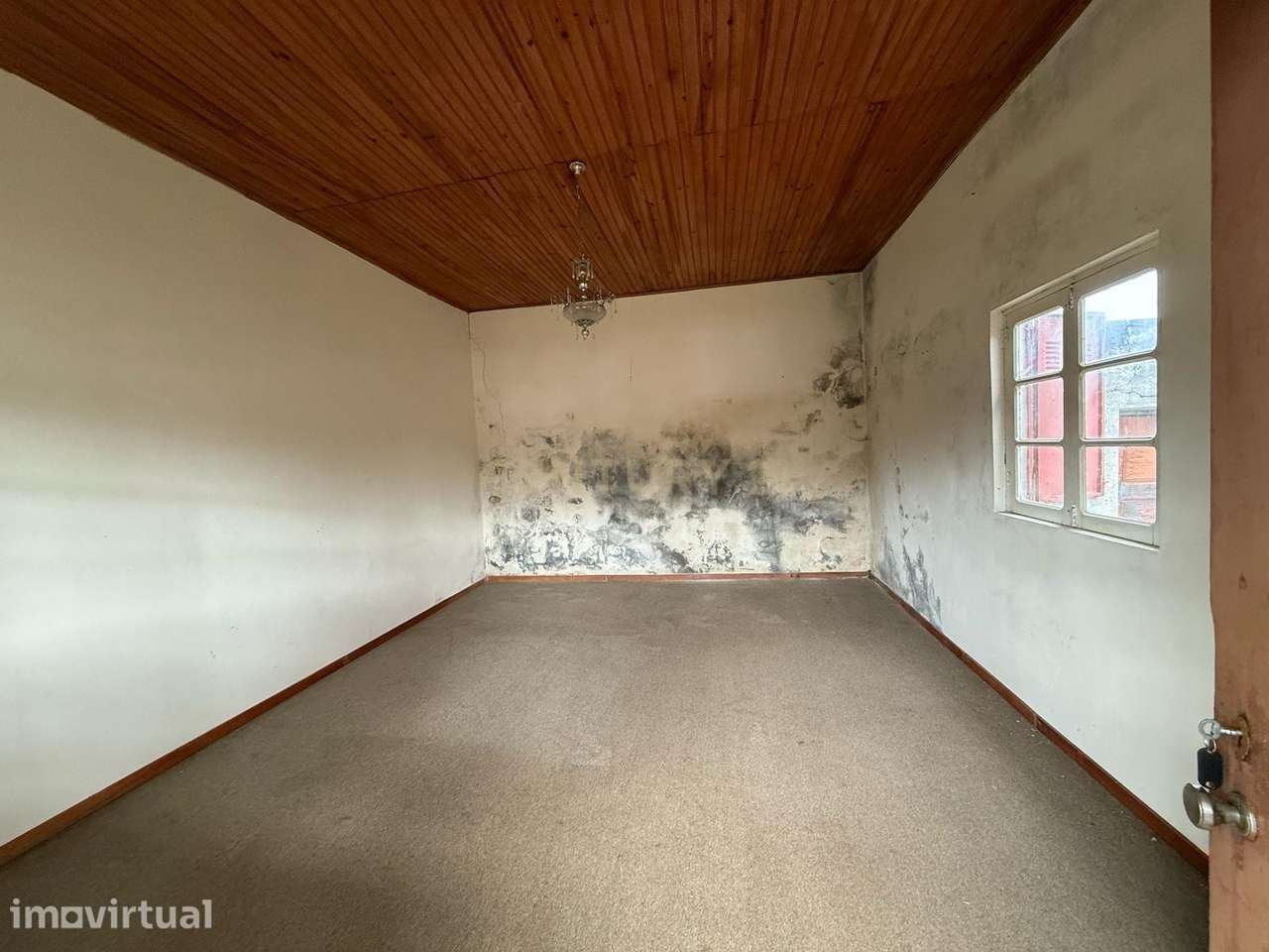 Casa para Recuperar com Jardim e Vista para a Montanha em Bragança - Grande imagem: 4/8