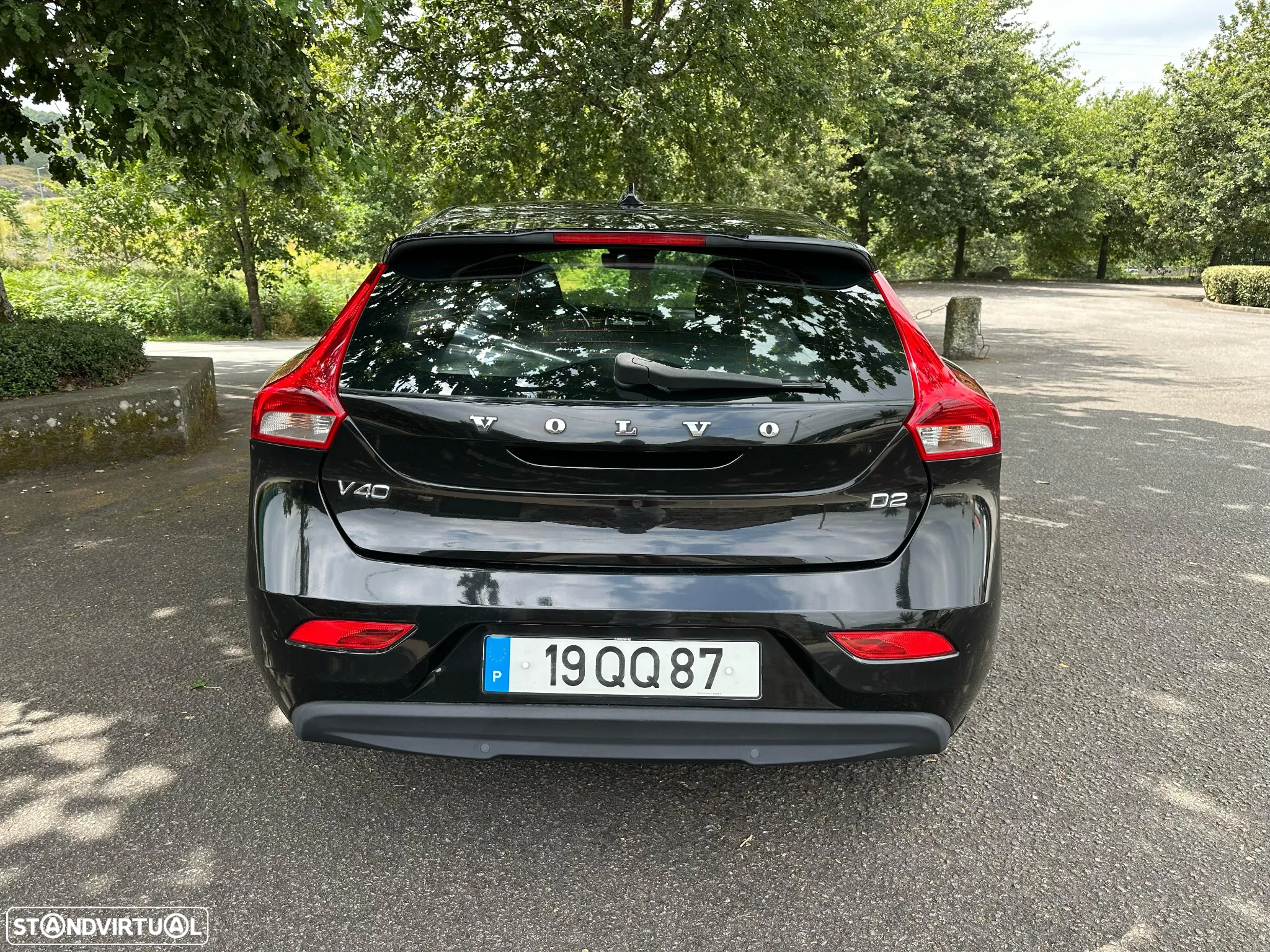 Volvo V40 2.0 D2 Momentum Eco - 6