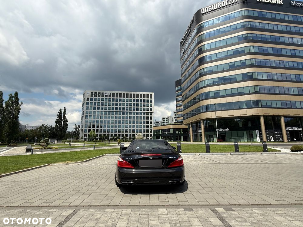Mercedes-Benz SL AMG 63 AMG Speedshift 7G-MCT - 23