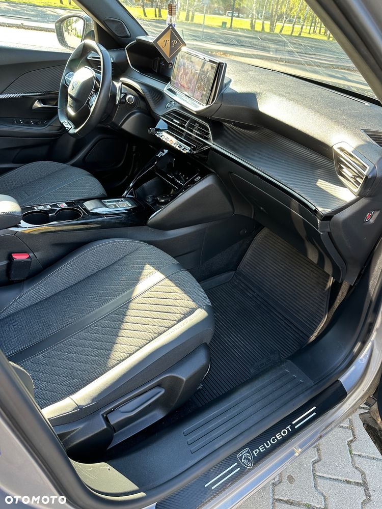Peugeot 2008 - 17