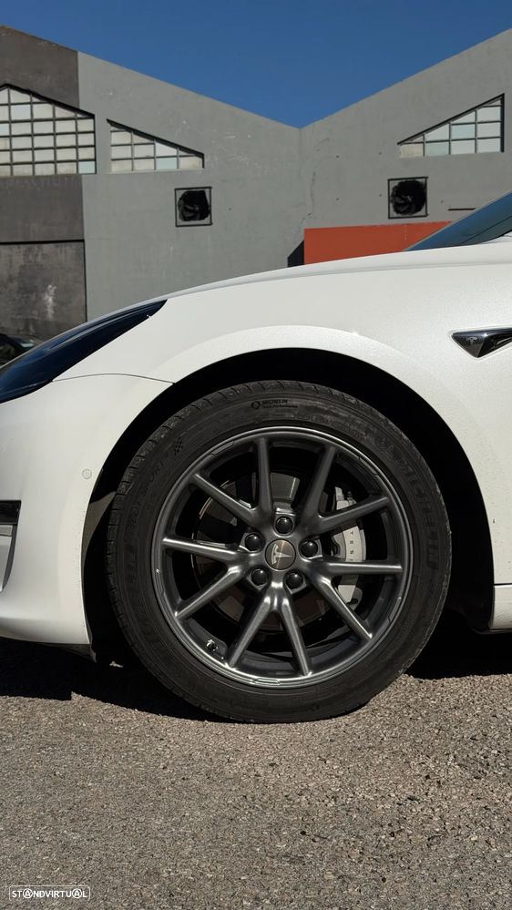 Tesla Model 3 Performance Dual Motor AWD - 13