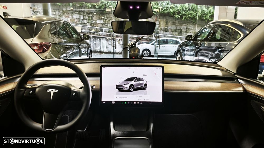 Tesla Model Y Tração Traseira - 2