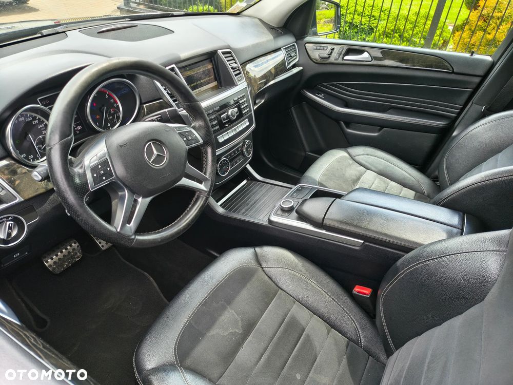 Mercedes-Benz ML 350 BlueTEC 4-Matic - 11