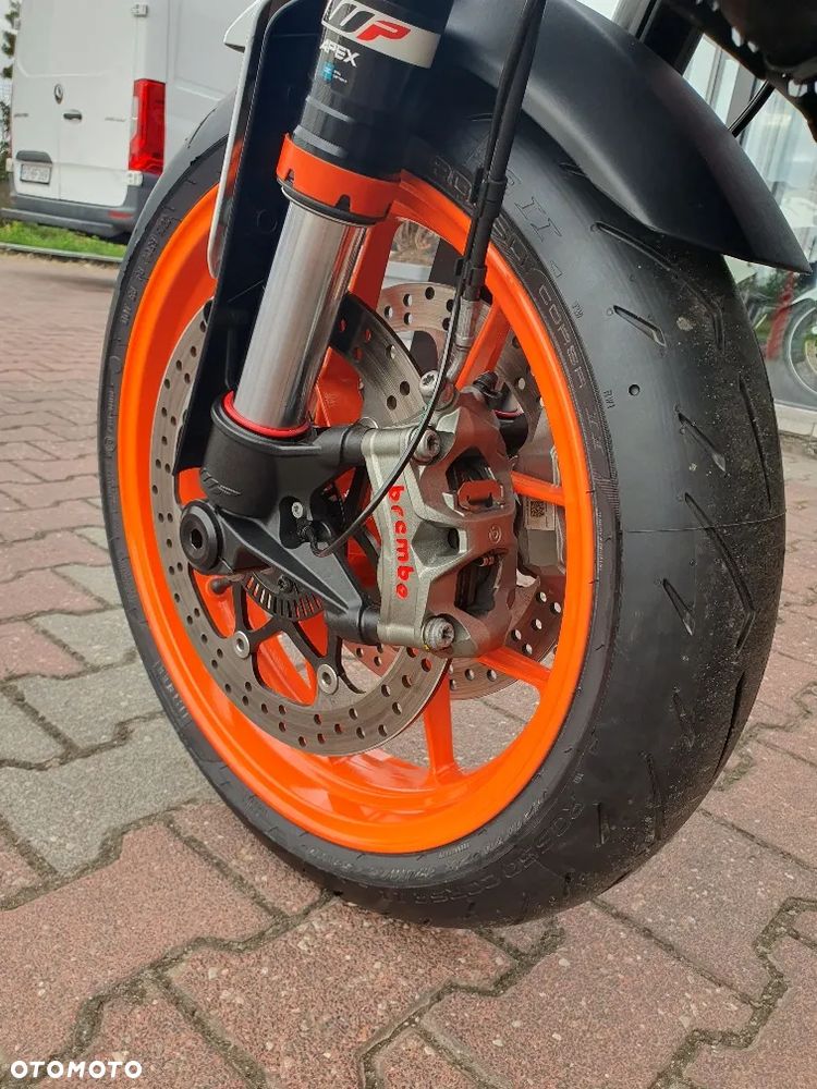 KTM DUKE 890 - 17