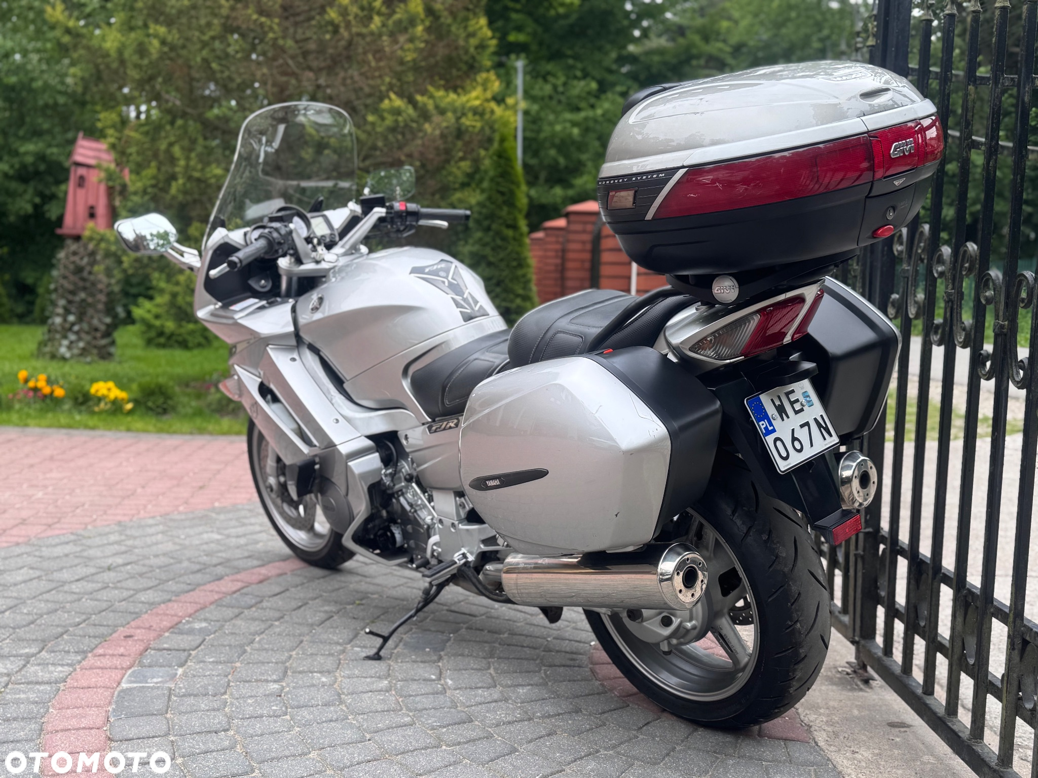 Yamaha FJR - 9