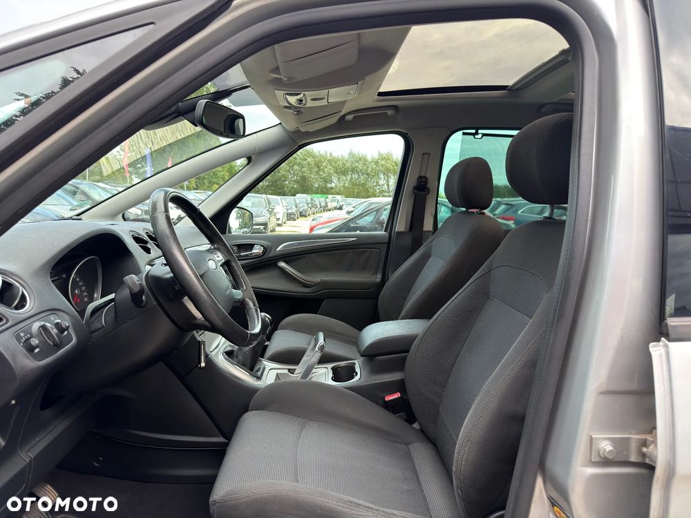 Ford S-Max 2.0 Titanium - 30