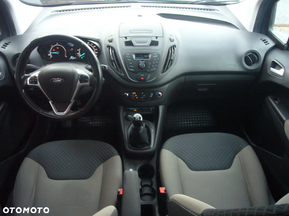 Ford Tourneo Courier 1.5 TDCi Titanium - 15