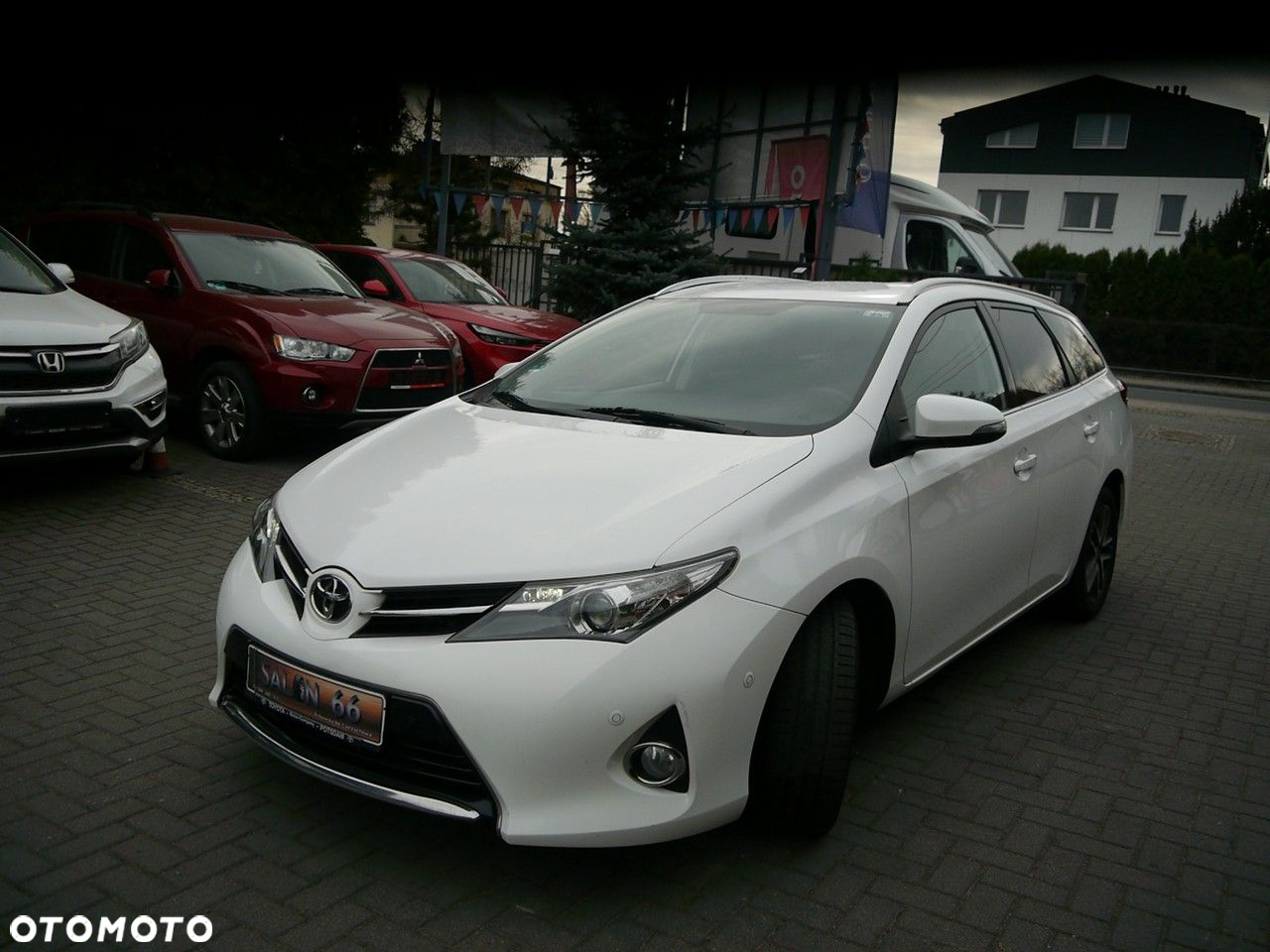 Toyota Auris 2.0 D-4D Touring Sports Comfort - 8