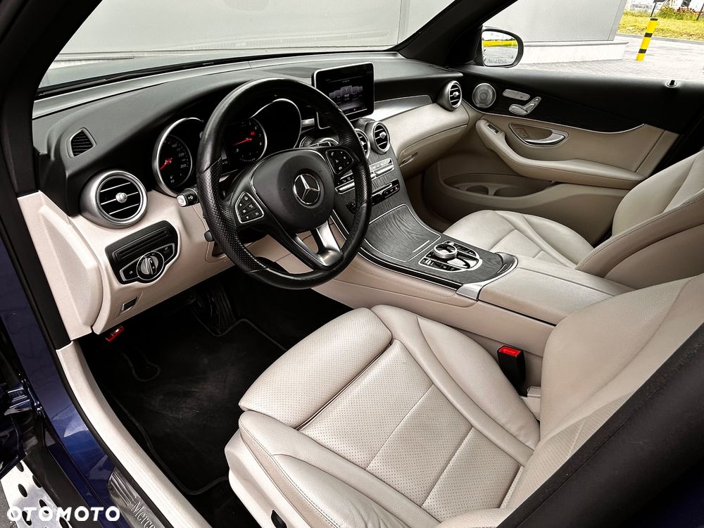 Mercedes-Benz GLC 300 4-Matic - 23