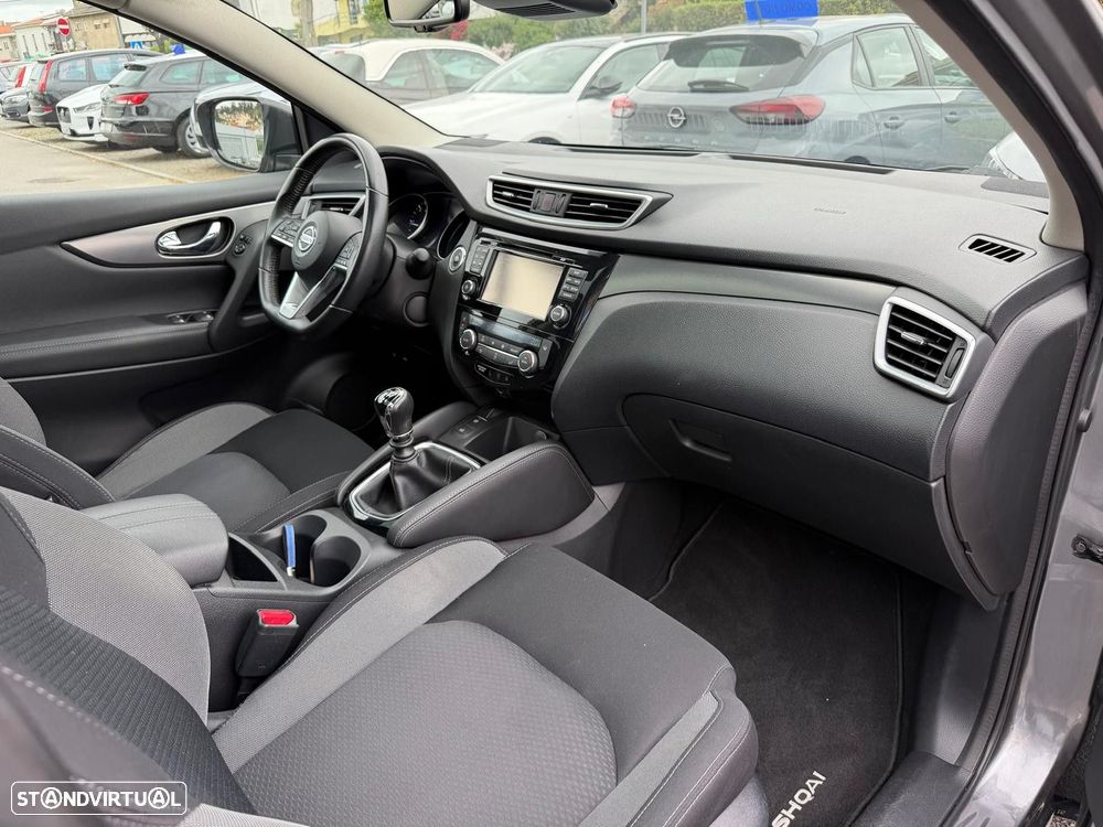 Nissan Qashqai 1.5 dCi N-Connecta J18 - 16