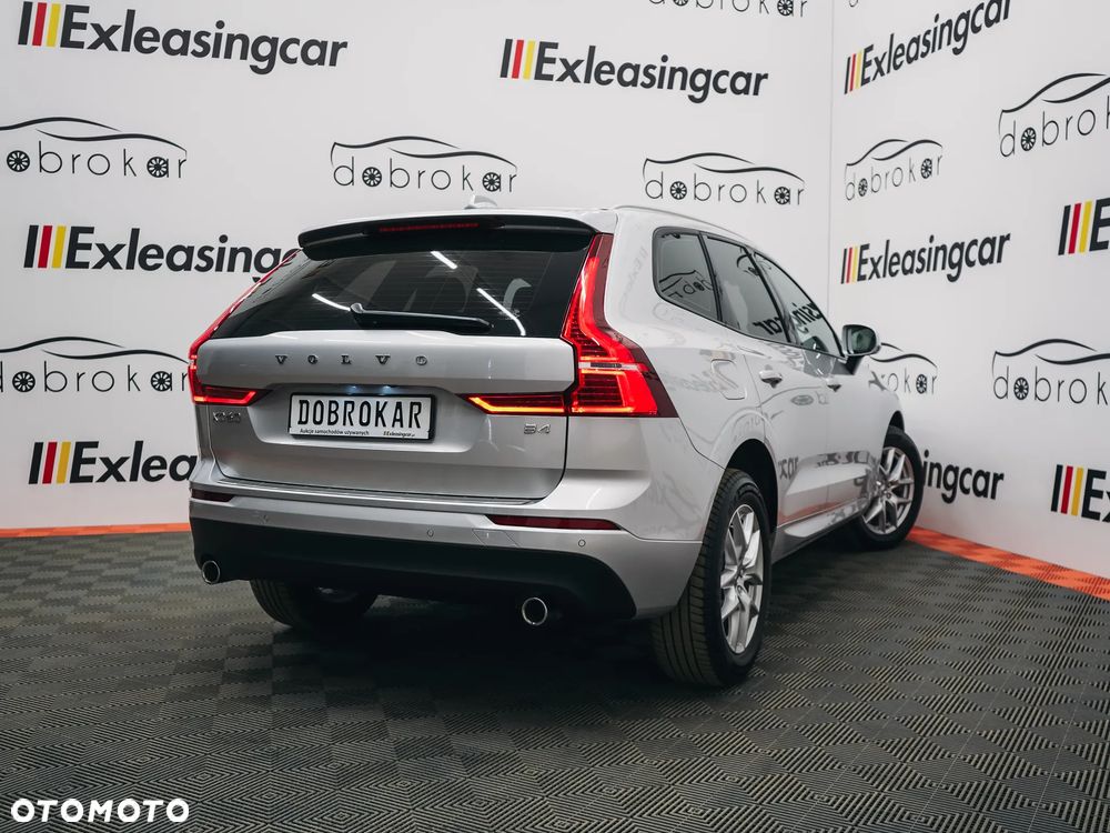 Volvo XC 60 B4 D Geartronic Momentum - 4