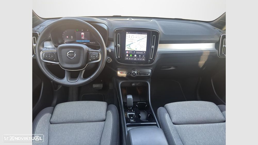 Volvo XC 40 2.0 B3 Plus Dark - 14