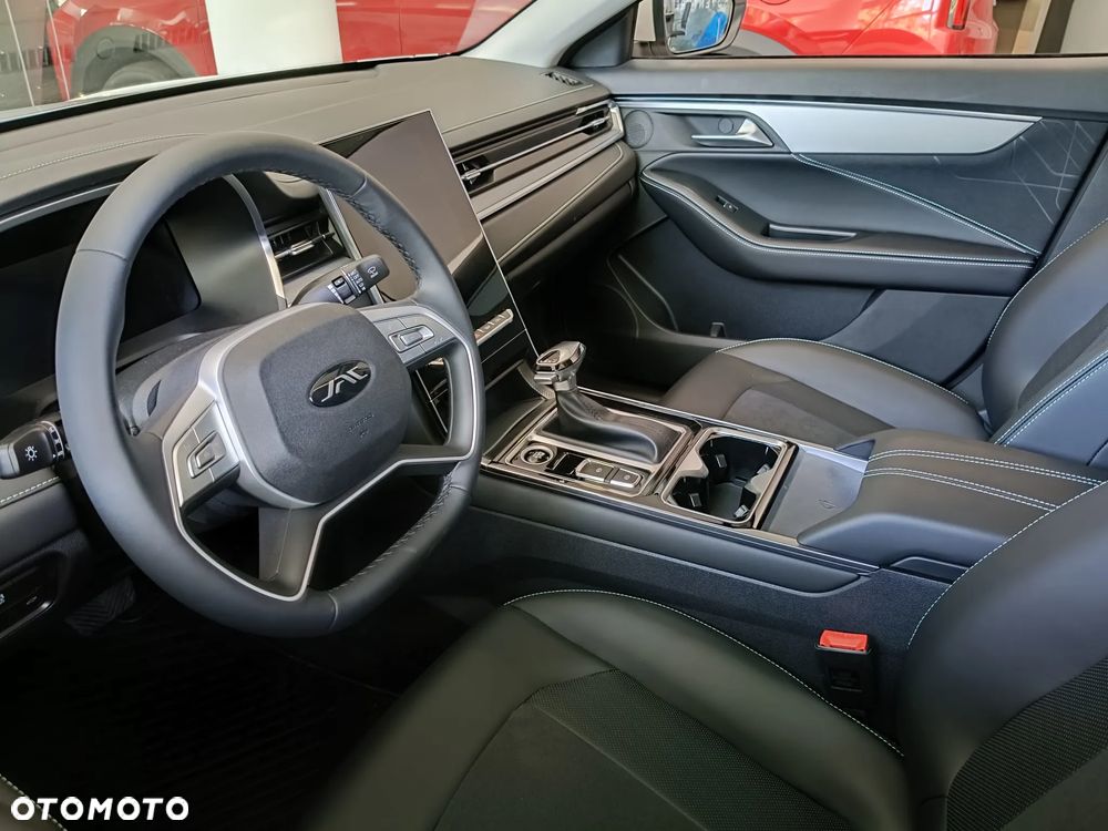 JAC J7 - 11