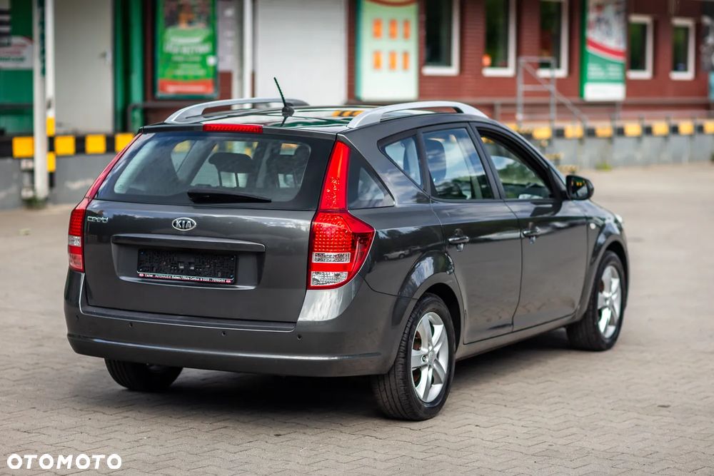 Kia Ceed 1.4 CVVT - 11