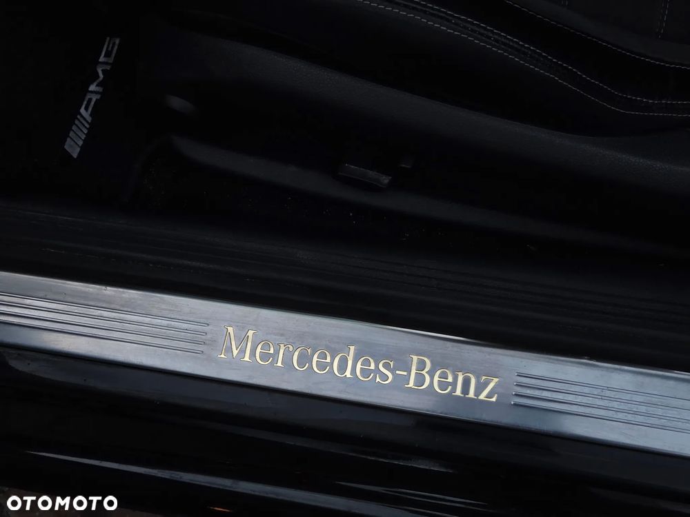 Mercedes-Benz Klasa C 200 4-Matic 9G-Tronic - 21