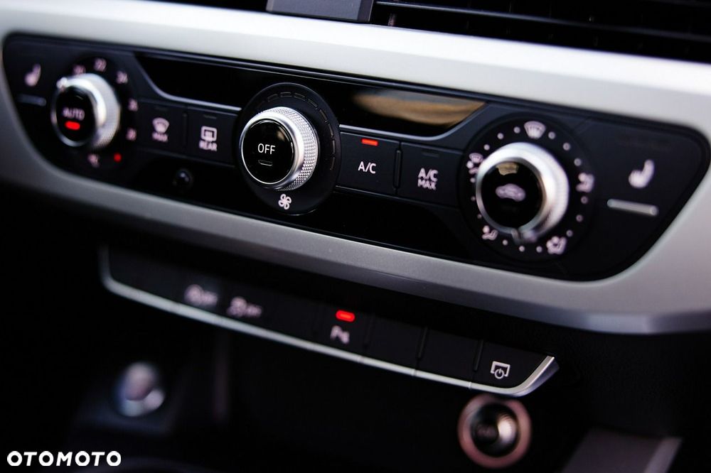 Audi A4 Limousine - 36
