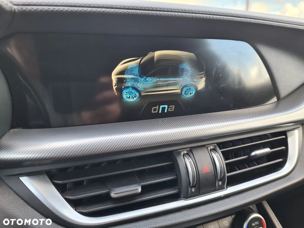 Alfa Romeo Stelvio 2.0 Turbo B-Tech Edition Q4 - 24