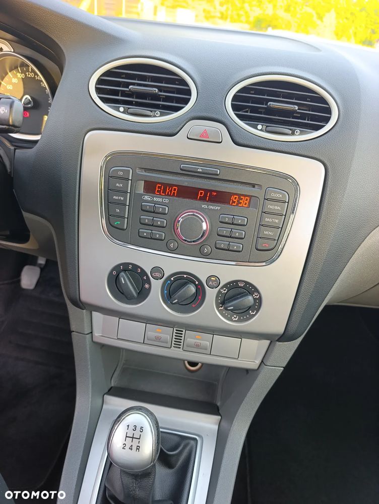 Ford Focus - 12