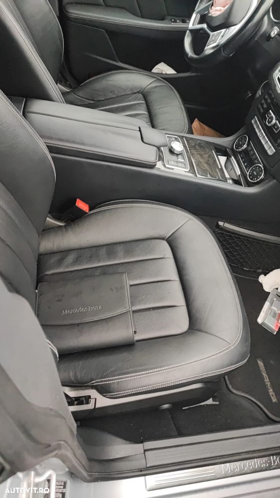Dezmembram mercedes cls 350 2014 160.000 km - 1