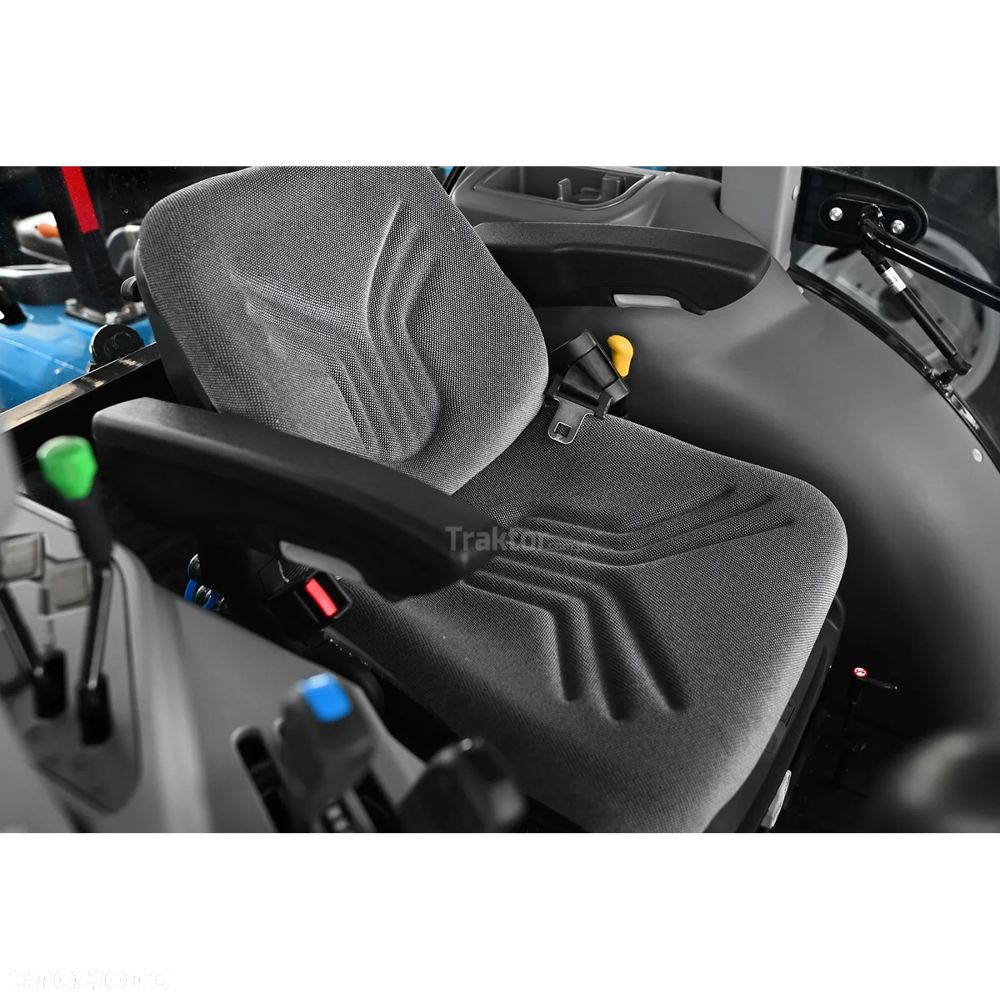 LS Traktor MT3.60 HST 4x4 - 57 KM / CAB - 7