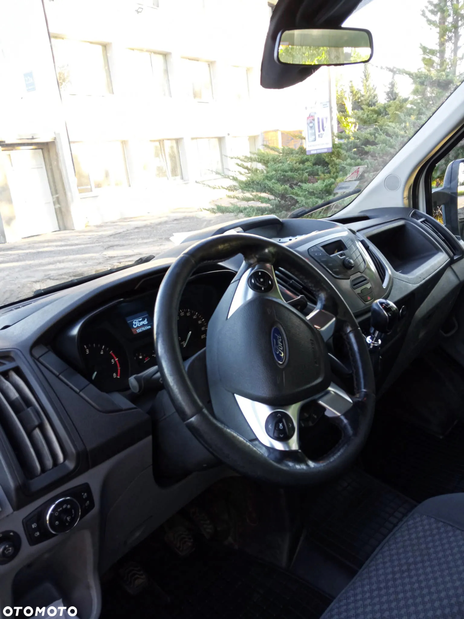 Ford Transit - 9
