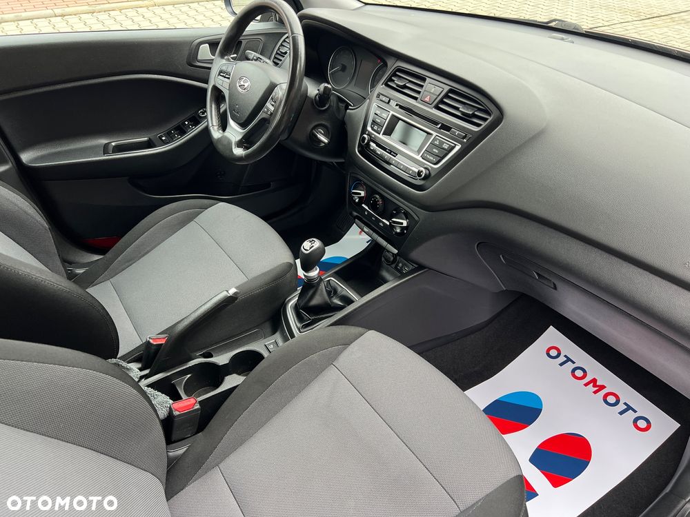 Hyundai i20 blue 1.2 Style - 5