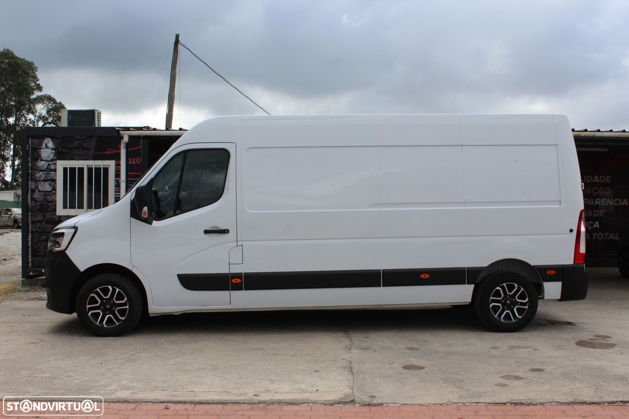 Renault Master 2.3 dCi L3H2 3.5T SS - 4