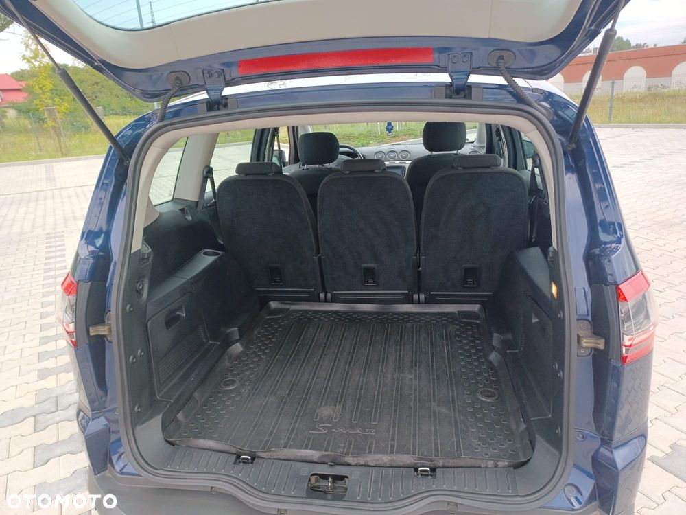 Ford S-Max 2.0 TDCi DPF Ambiente - 2