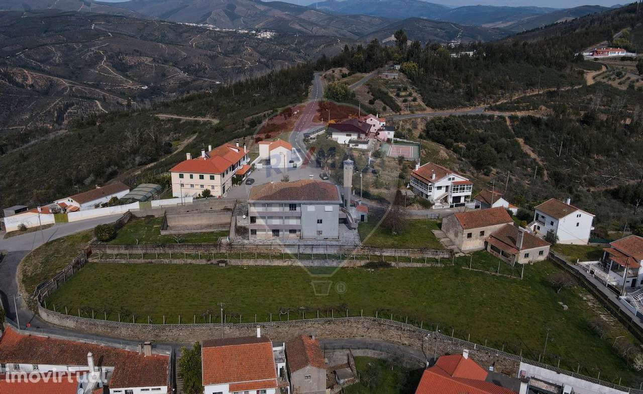 Moradia T13 para venda - Grande imagem: 4/47