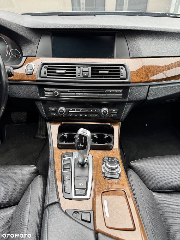 BMW Seria 5 535d - 15