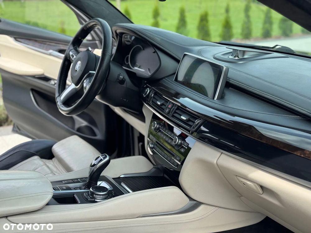 BMW X6 xDrive40d - 23