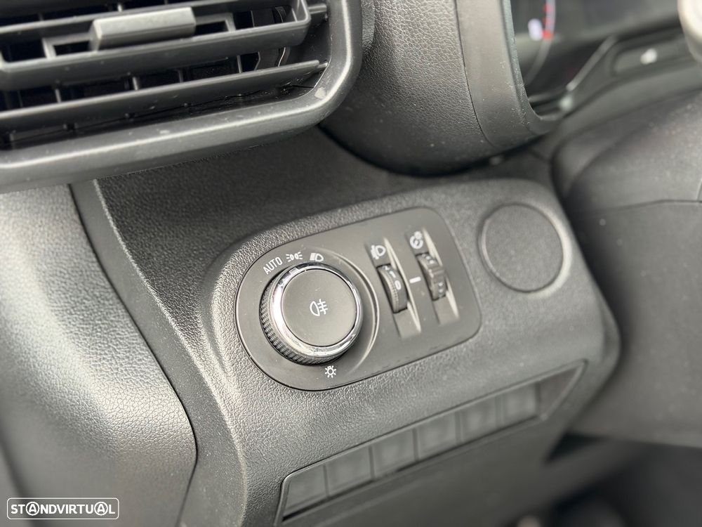 Opel Combo 1.5 CDTi 100HP 3L - 17