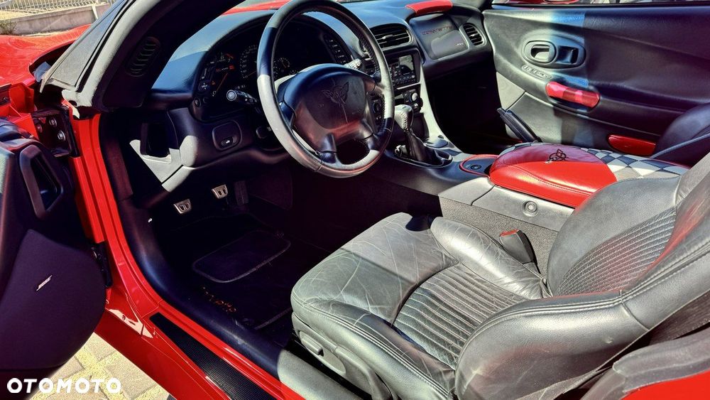 Chevrolet Corvette - 8