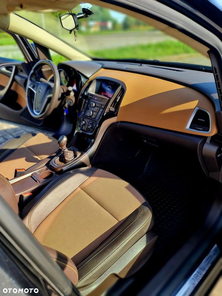 Opel Astra IV 2.0 CDTI Sport - 11