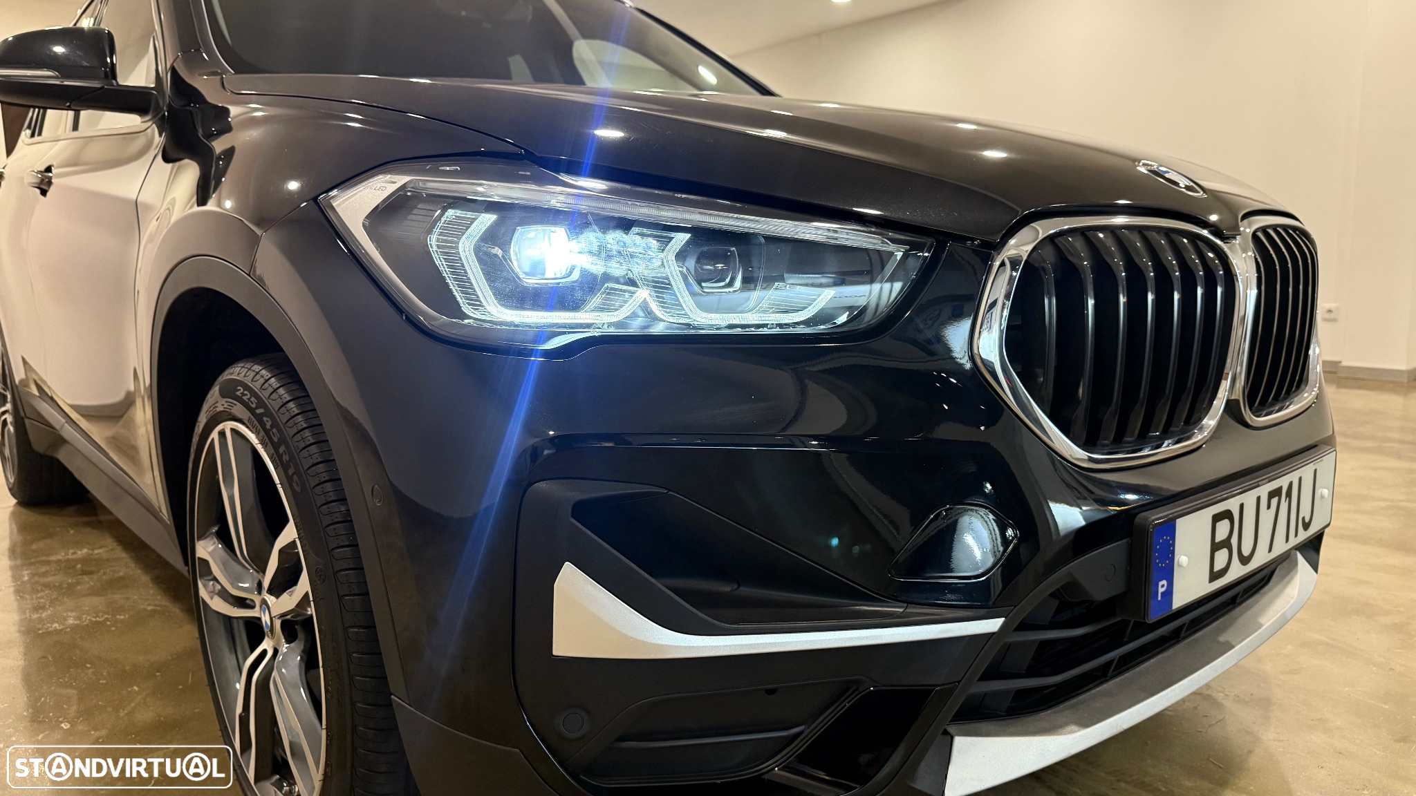 BMW X1 16 d sDrive Line Sport - 33