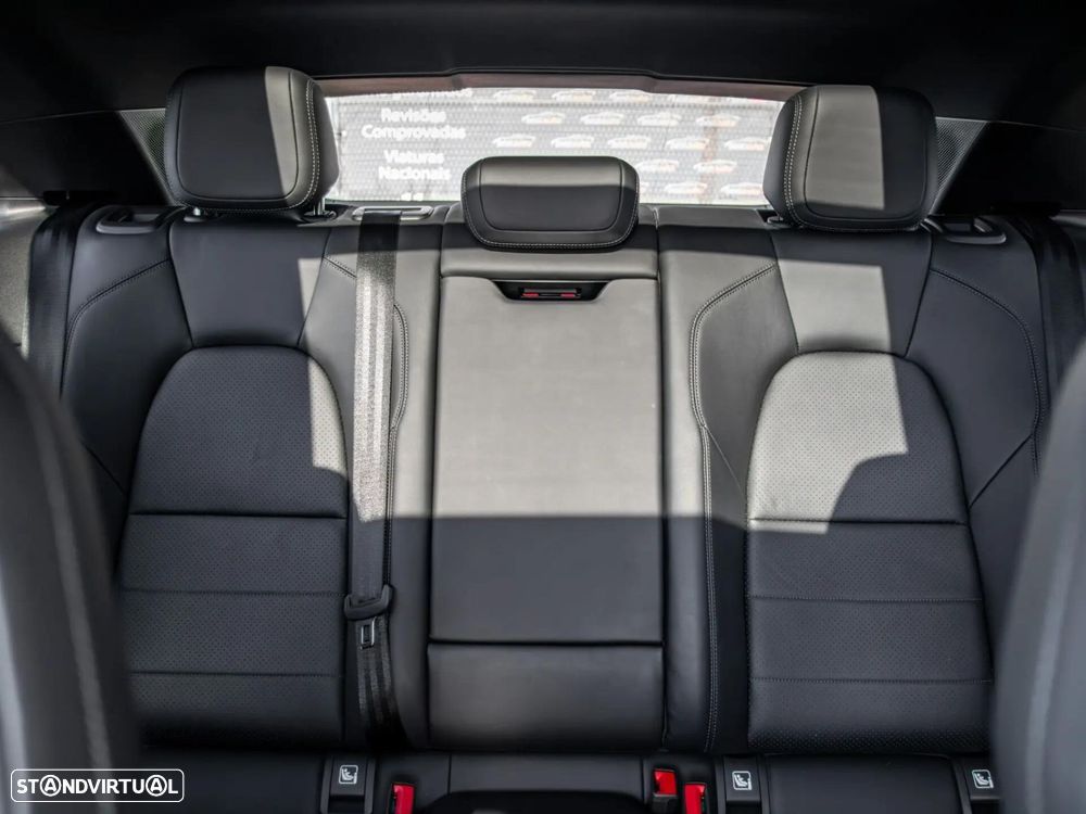 Porsche Macan Electric 4S - 23