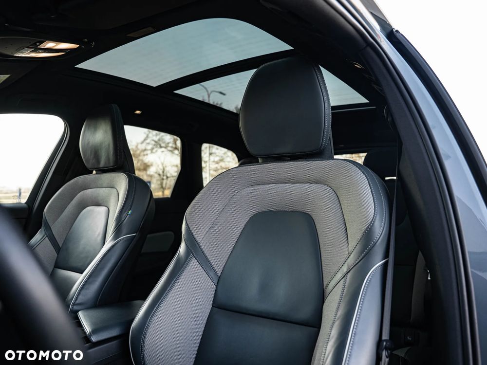 Volvo XC 60 B5 D AWD Geartronic RDesign - 23