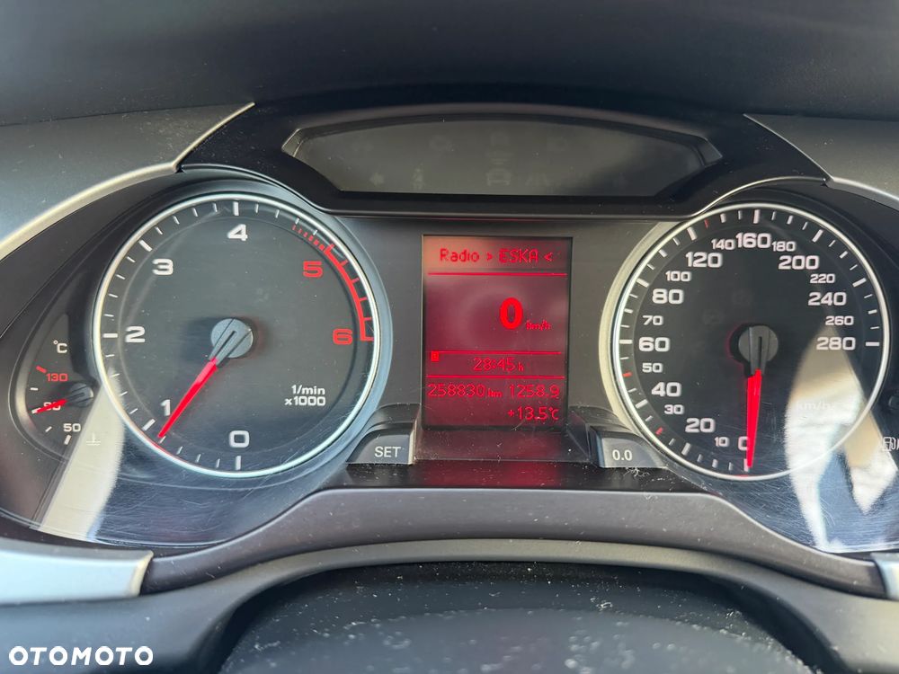 Audi A4 Avant 2.0 TDI - 12