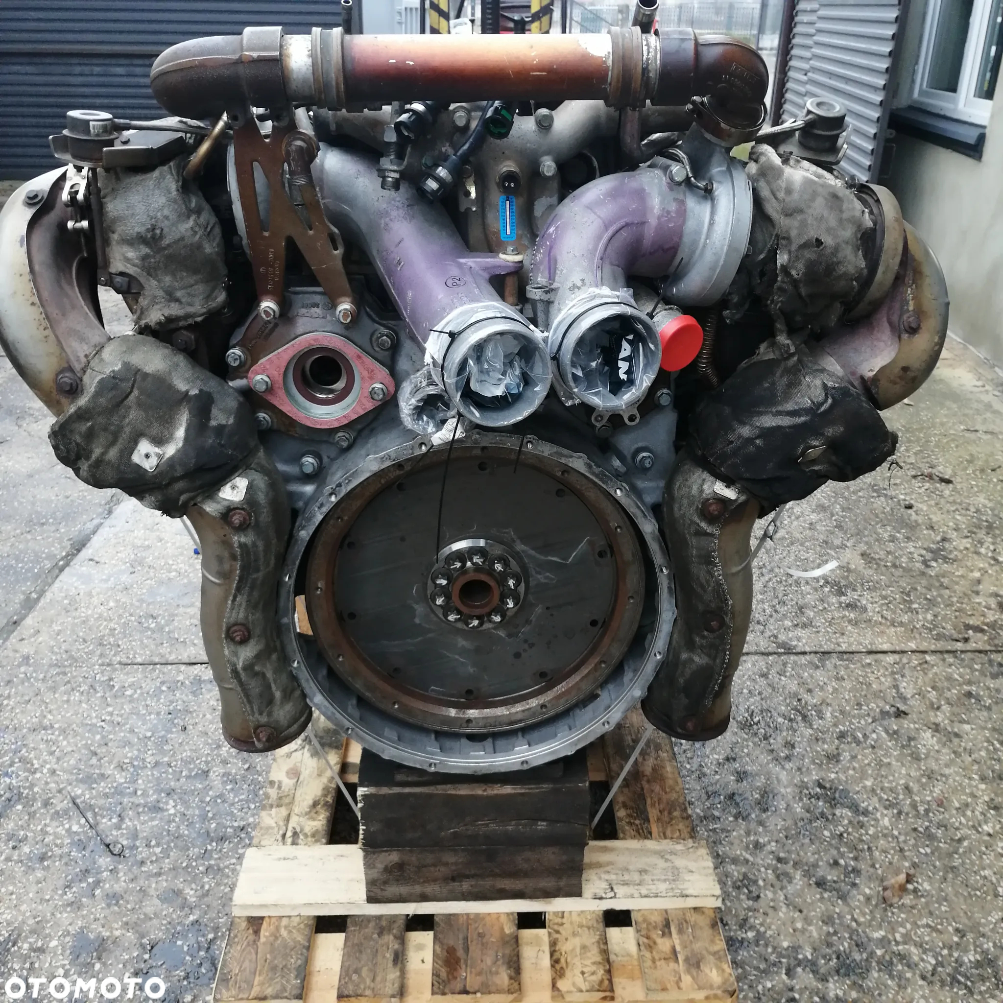 Naprawa Silnik MAN TGX 680 D2868 V8 Euro 5 MAN TGA 680 - 3