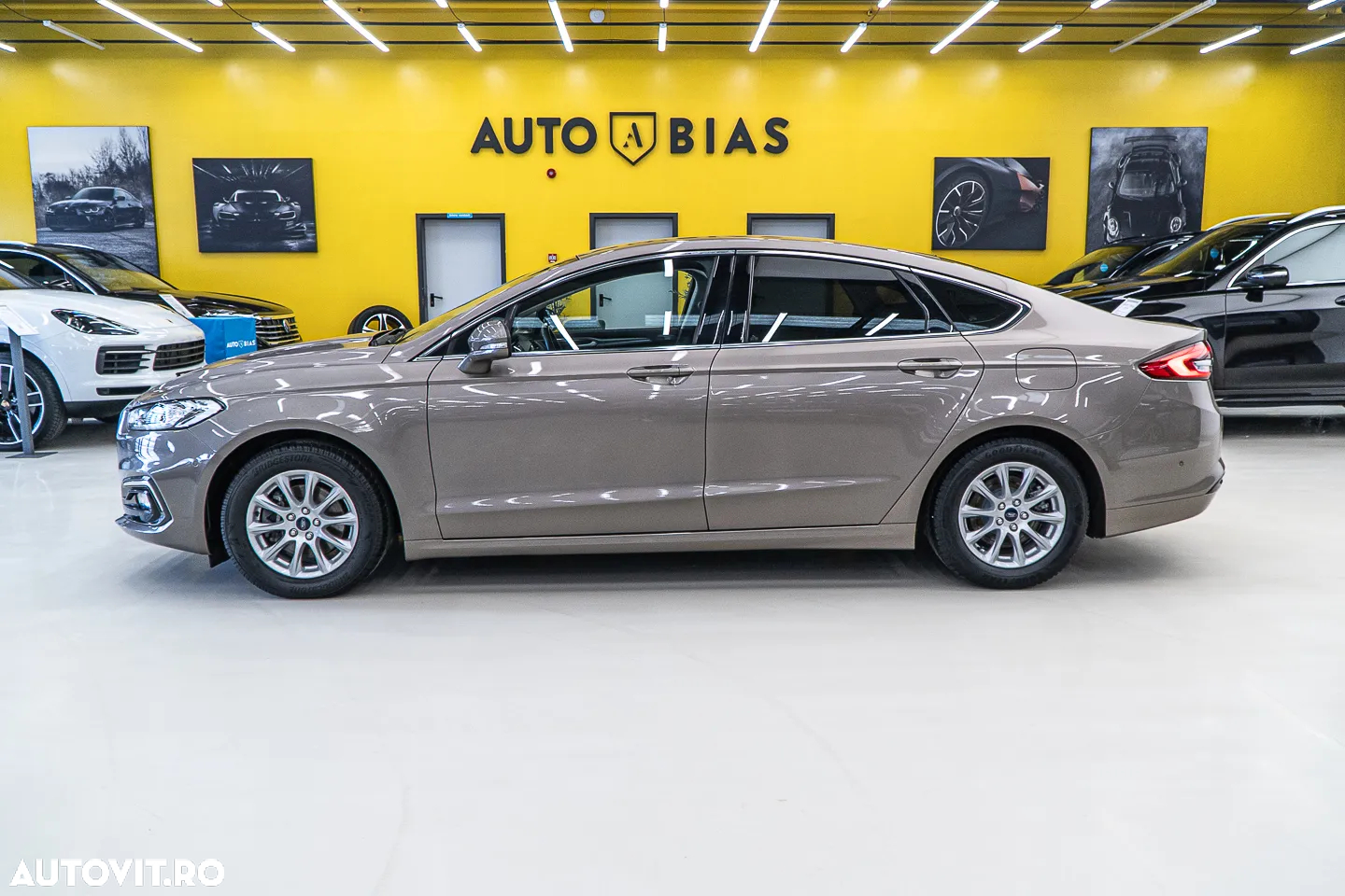 Ford Mondeo 2.0 Ti-VCT Hybrid Titanium - 16