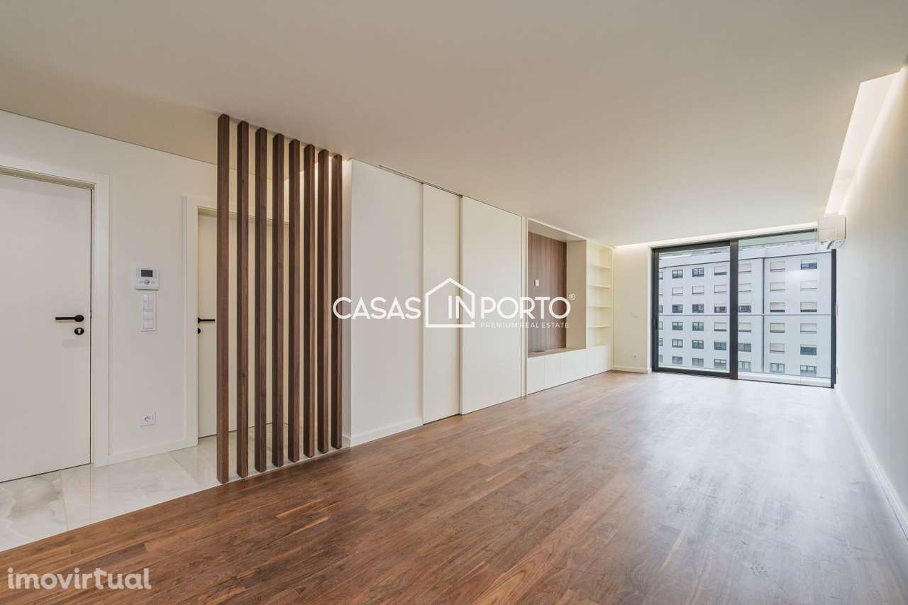 T3 com terraço e varanda - Centro de Vila Nova de Gaia - Grande imagem: 2/27