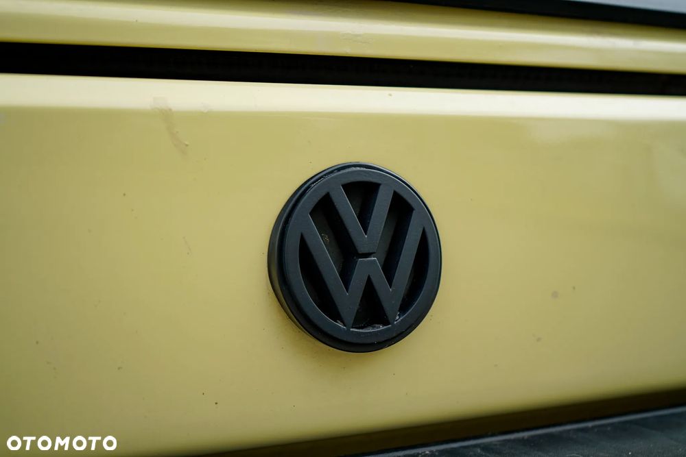 Volkswagen Golf - 16